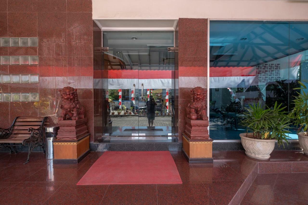 Oyo 628 Losari Metro Makassar Extérieur photo